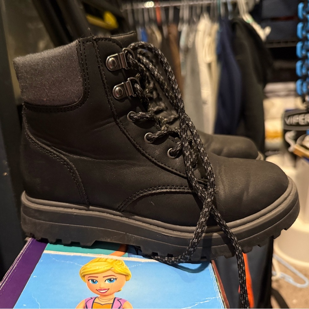 Cat & Jack Black Shoes